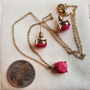 ✨️ vintage ✨️ earrings and necklace set!